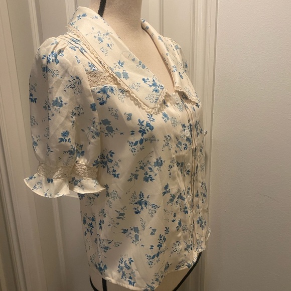 Rihoas Women’s Feminine Vintage Looking Collared Lace Short Sleeve Top New M - Picture 9 of 14